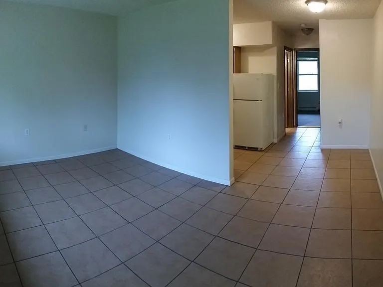 801 Elm St #H20 — Photo 12