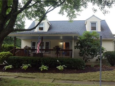 930 Davis Ave, Cuyahoga Falls, OH, 44221
