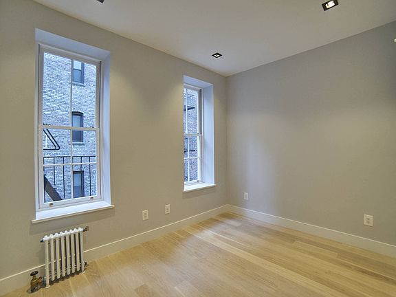3rd image of 322 E 81st St #1RWD