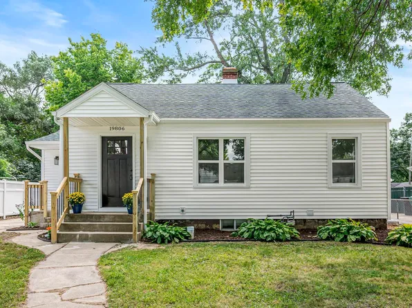 19806 Detroit Ave, South Bend, IN 46614