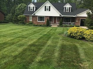 29483 Sayle Dr, Willoughby Hills, OH 44092