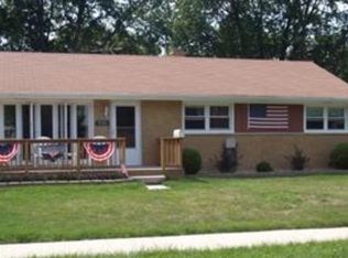 8942 Windsor Ln, Bridgeview, IL 60455