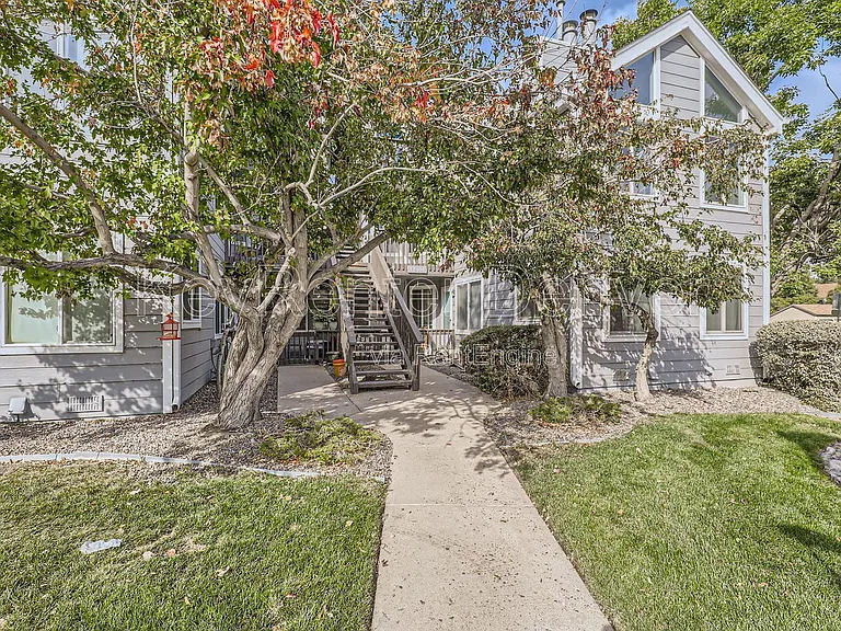12404 E Tennessee Cir — Photo 3