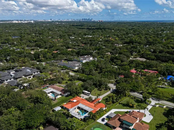 10750 SW 67th Ave, Pinecrest, FL 33156