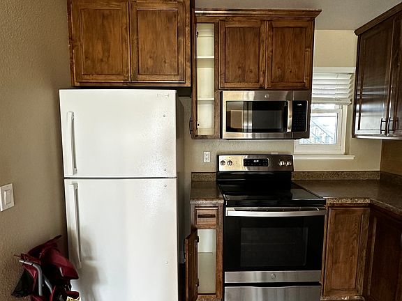 3rd image of 3722 W Benjamin Holt Dr APT 13