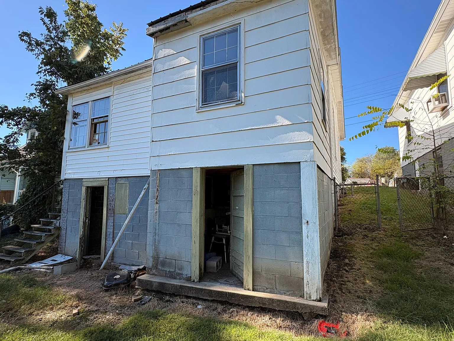 **3 Bedroom/ 1 Bathroom Home** — Photo 4