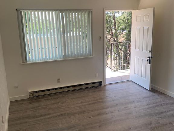 4th image of 512 Ash St SE APT 1C