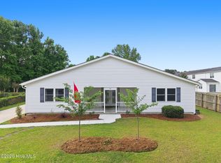 94 Evergreen Drive, Hubert, NC 28539
