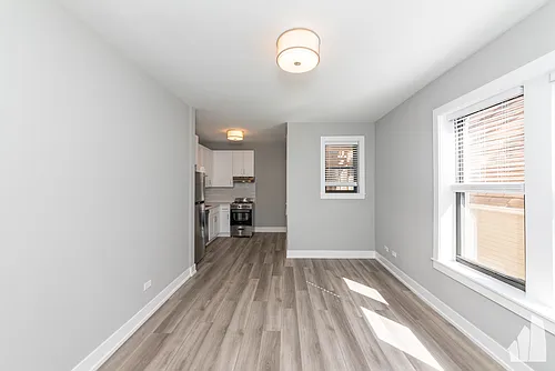 3943.5 N Janssen Ave #W3 Photo 1