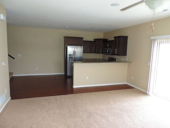 4th image of 401 Churchill Dr