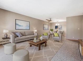 4045 Hodgson Rd APT 312, Shoreview, MN 55126