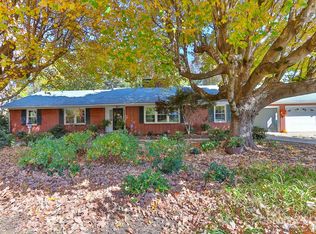 1009 Randolph Cir SE, Lenoir, NC 28645