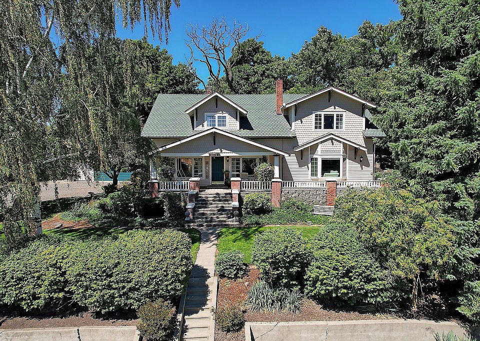 Welcome to 3351 Lone Pine Rd