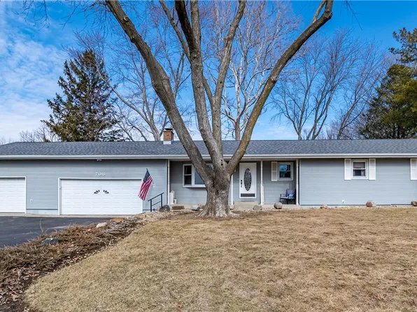 706 Sunset Dr, Mahomet, IL 61853