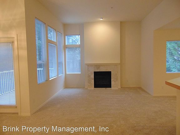 2nd image of 5207 238th Ln SE #11-5