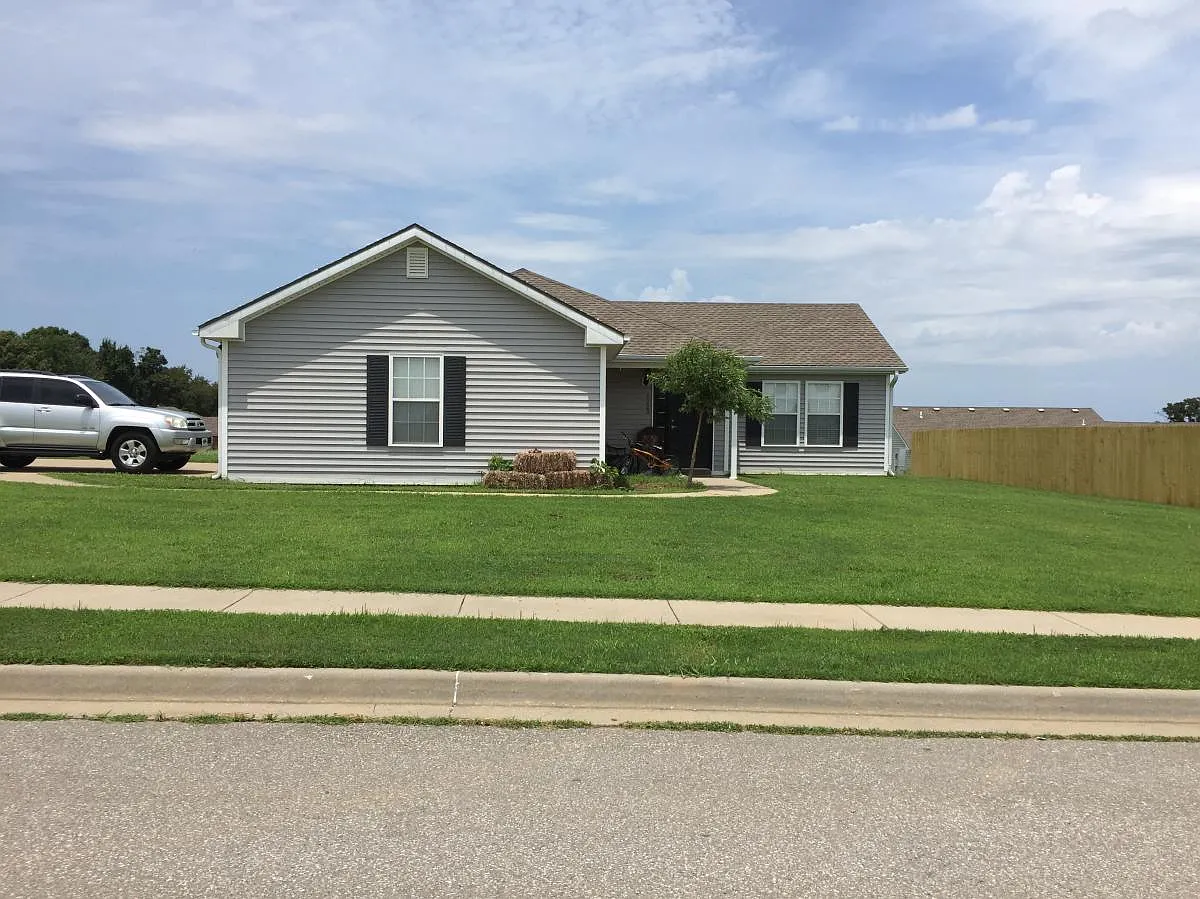 1220 Battery Drive — Photo 1