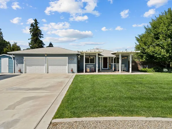16095 S Cottage Ave, Manteca, CA 95336