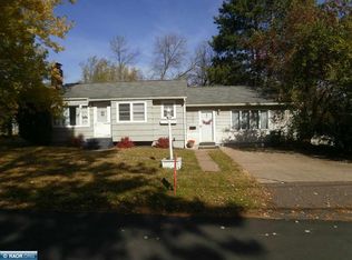 121 E 38th St, Hibbing, MN 55746