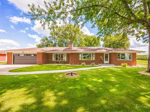 9670 N McLinden Rd, Minooka, IL 60447