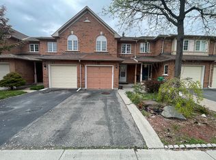 10 Cherrytree Dr #6, Brampton, ON L6Y 5E9