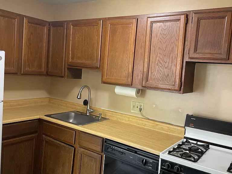 7374 Lee Hwy #204 — Photo 3