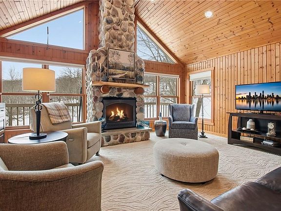 4th image of N5200 240th Street