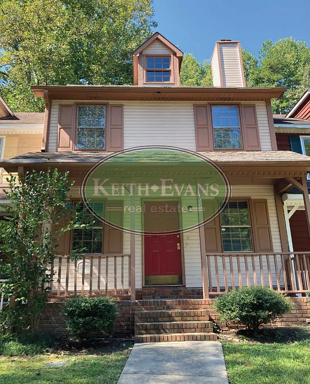 2 bed, 1.5 bath, 1160 sqft, $1,050 — Photo 1