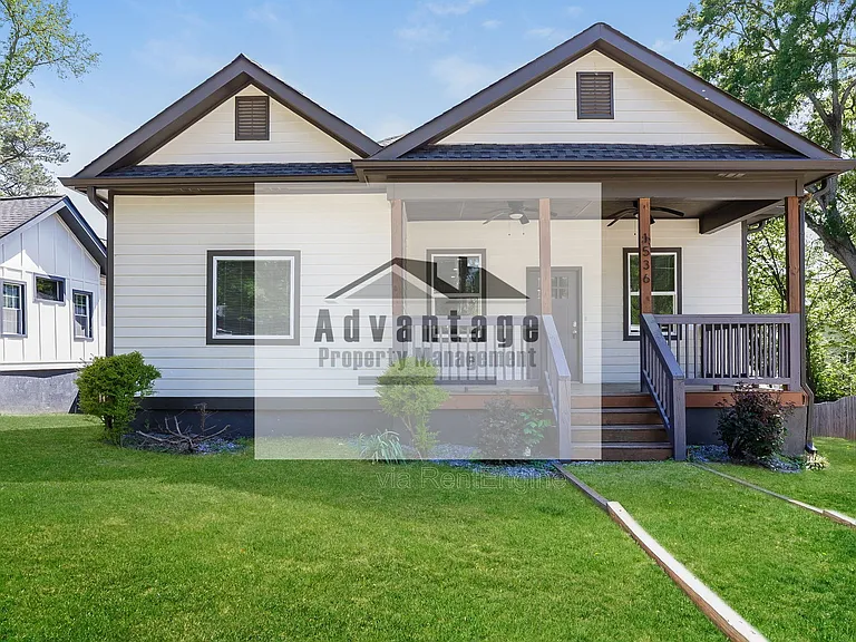 1536 Montreat Ave SW — Photo 1