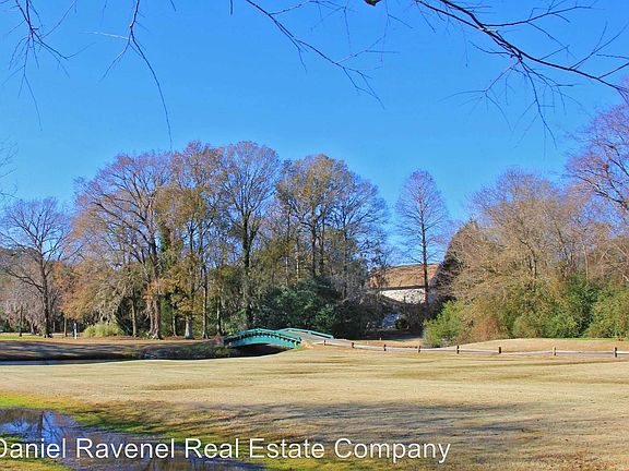 3rd image of 2945 Dove Haven Ct #705