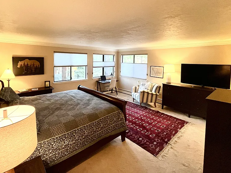 114 Angora Ct #B — Photo 9