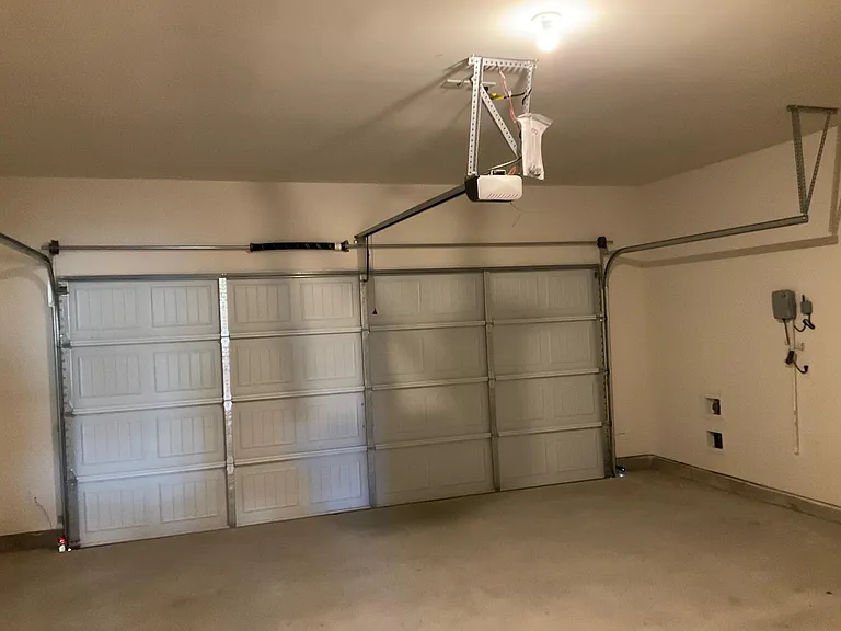 327 Stone Ct — Photo 19