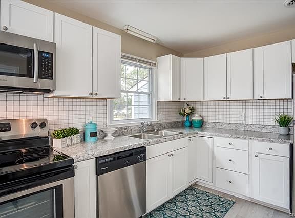 5th image of 24214 James Ct
