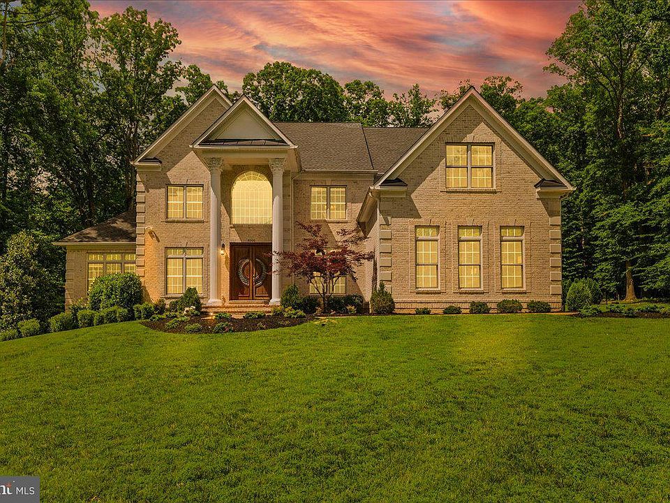 1st image of 8000 Eddy Bend Trl