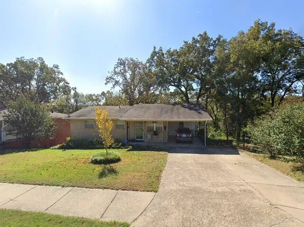 504 W Scenic Dr, N Little Rock, AR 72118