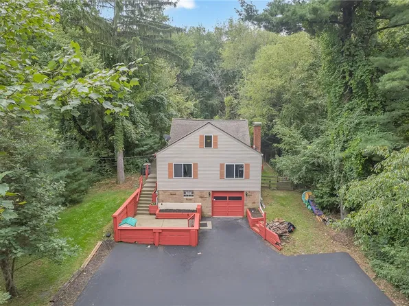 2941 Darlington Rd, Beaver Falls, PA 15010