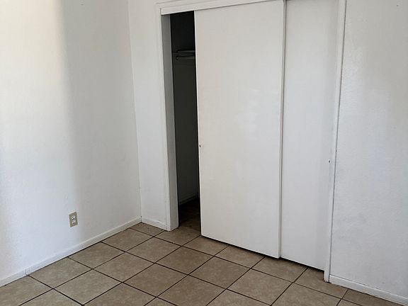 4th image of 9644 1/2 54th St