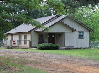 1909 Blackburn Rd, Diana, TX 75640