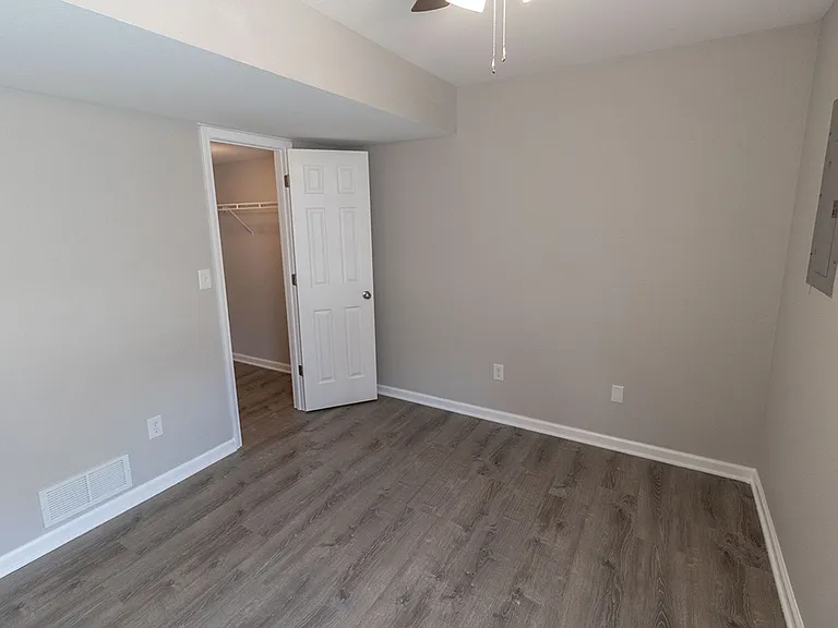 1401-1403 Bodie Dr — Photo 12