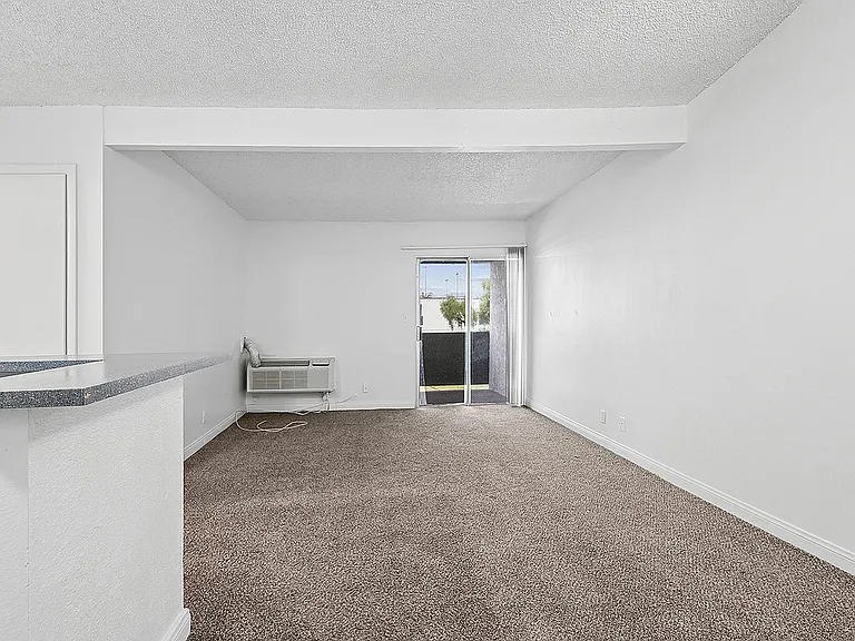 Pennwood Place — Photo 5