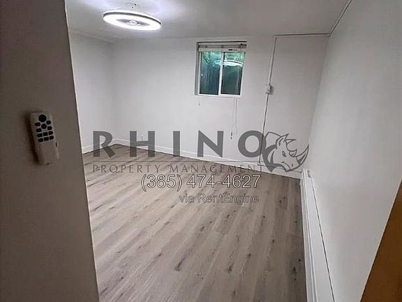 5th image of 615 E Grand St #1
