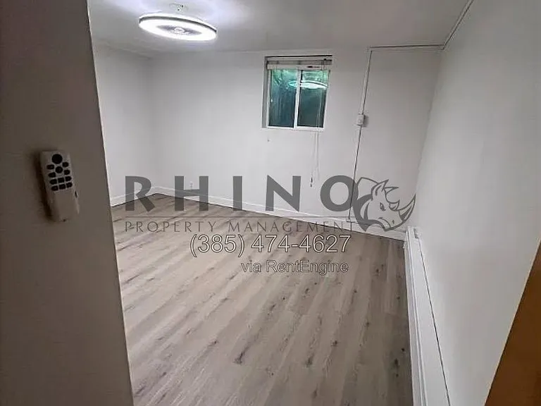 615 E Grand St #1 — Photo 5