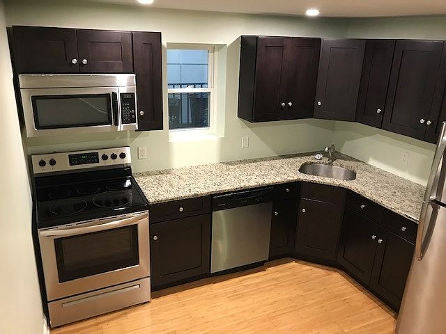 1st image of 327 N 40th St #10625133