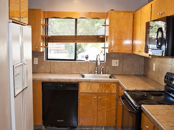5th image of 39 Chapelhaven Ct