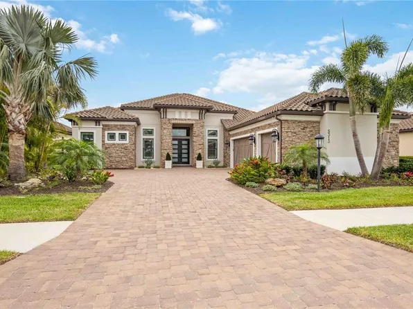 5313 Greenbrook Dr, Sarasota, FL 34238