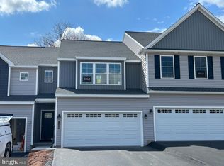 126 Magnolia Dr, Middletown, PA