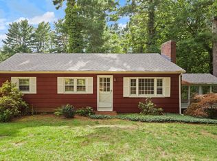 93 Seekonk St, Norfolk, MA 02056