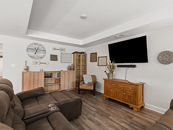 3rd image of 3155 Chestnut Ct SE
