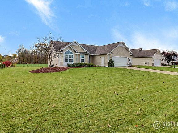 4th image of 8816 Mica Dr