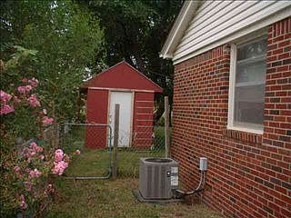 4th image of 230 W Alexander Dr