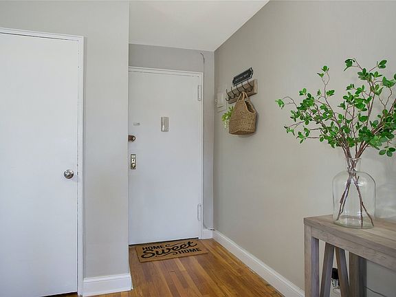 5th image of 490 Atlantic Ave APT 324